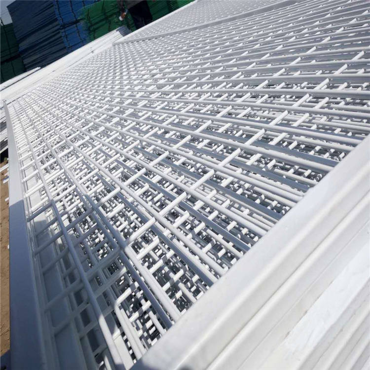 看守所、拘留所安裝防攀爬金屬隔離網(wǎng)時的注意事項